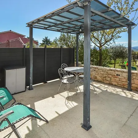 1 Bedroom Gorgeous In *