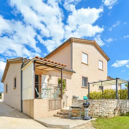 1 Bedroom Gorgeous In * Barjac (Gard)