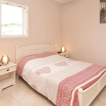 1 Bedroom Gorgeous In Casa vacanze